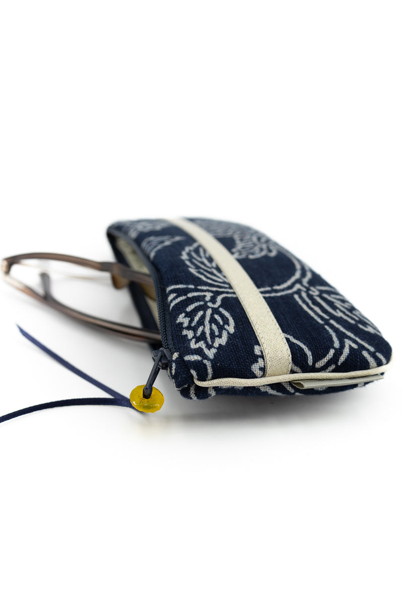 Etui à lunette - indigo "floral" traditionnel - tissu japonais imprimé main