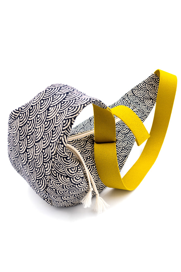 sac "moon bag" - motif vague - tissu traditionnel japonais