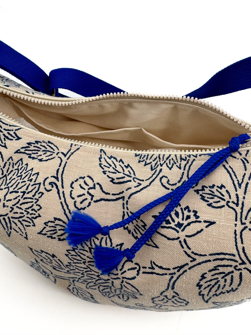 Sac "Moon bag" - motif "floral"/ bleu roi - tissu japonais peint à la main