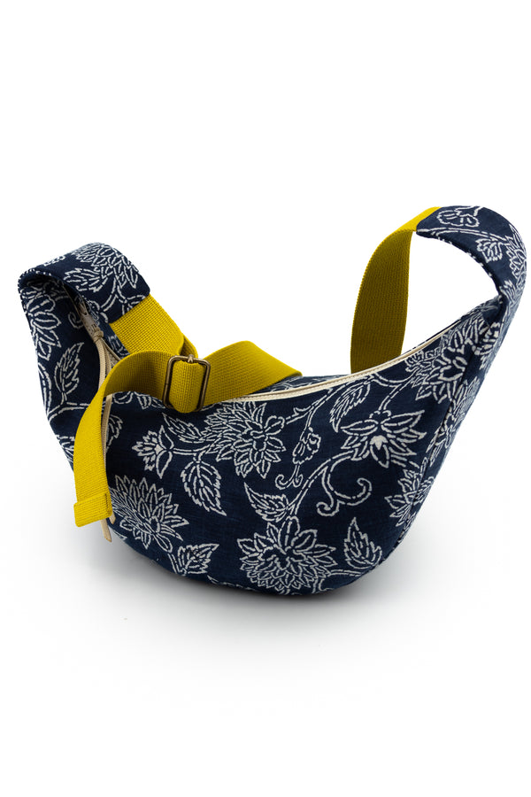 sac "moon bag" - indigo floral - tissu traditionnel japonais