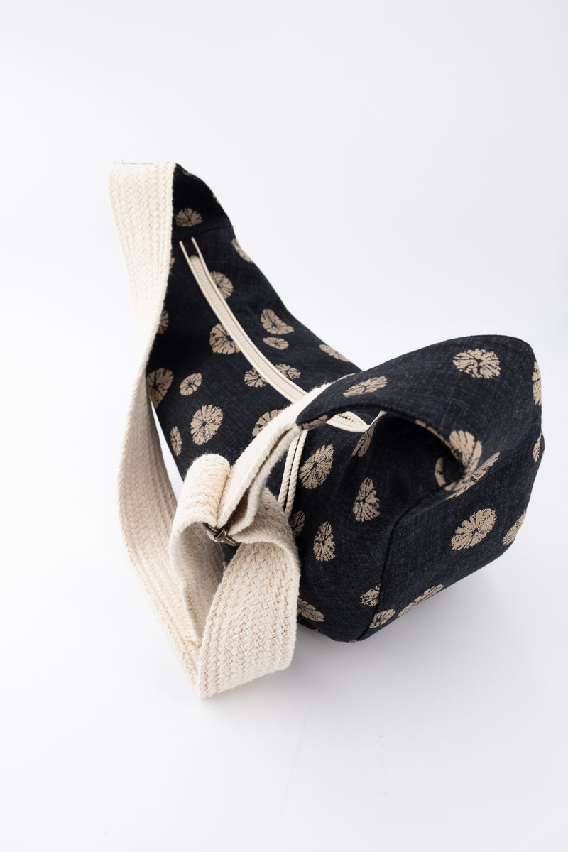 Copie de sac moon bag - motif "oursin" noir - tissu japonais