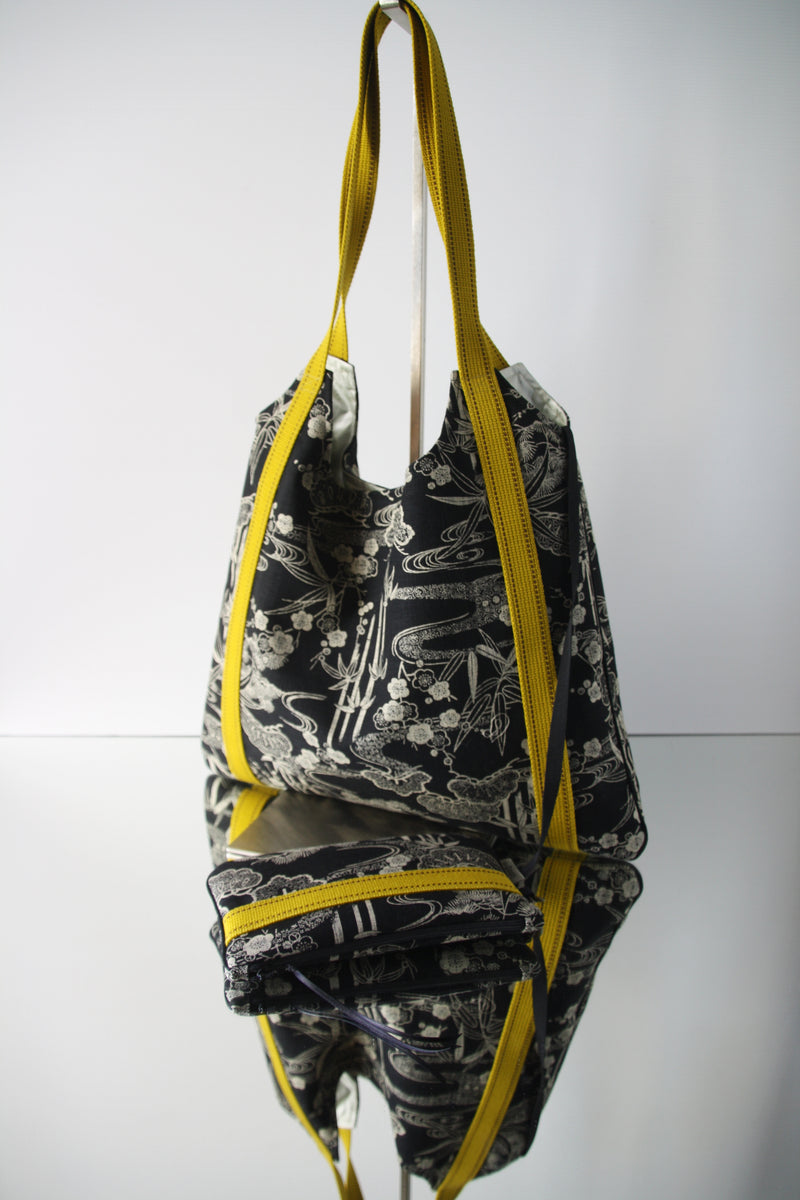 sac "Kumi" avec pochette - motif "bambou" noir/ anses moutarde